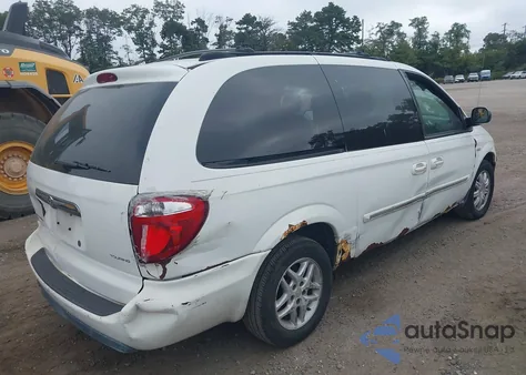 2005 Chrysler Town & Country Touring z USA, uszkodzony, nr VIN 2C4GP54LX5R347585